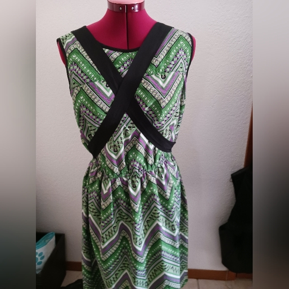 POSTCARD DRESS - Picture 7 of 8